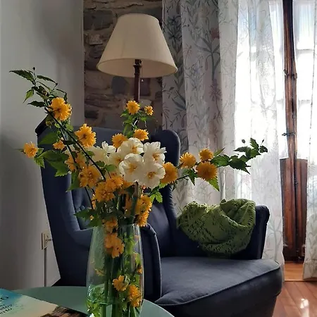 Dona Lola Отель