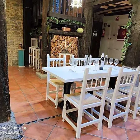 Hotel Dona Lola *